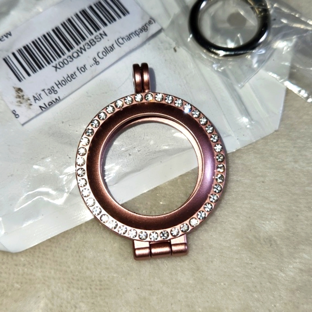 Air Tag Holder - Compatible with Apple - Champagne Colour with Clear Stones